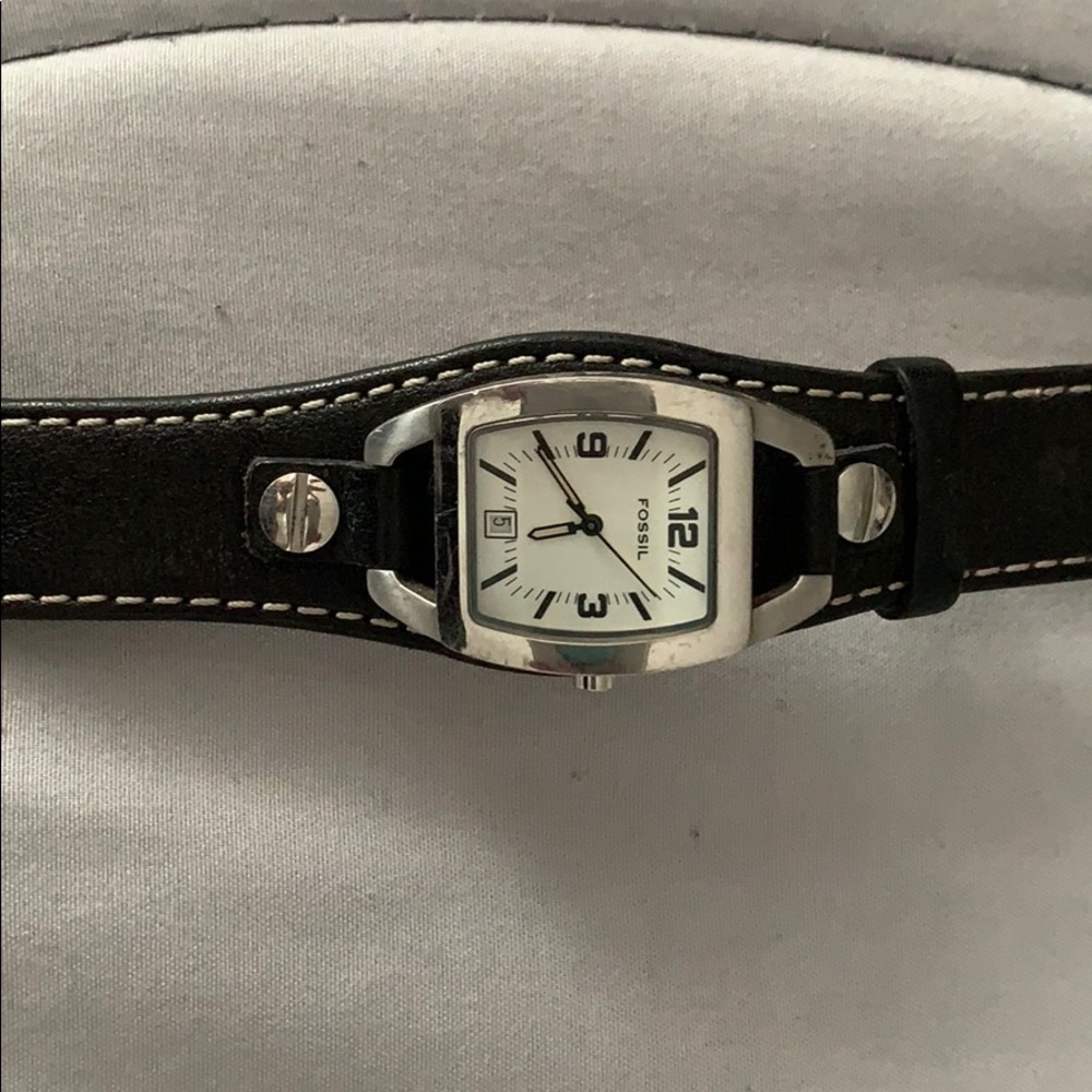 GENTLY USED Fossil watch